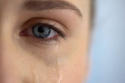 ¿Cómo dejar de llorar?