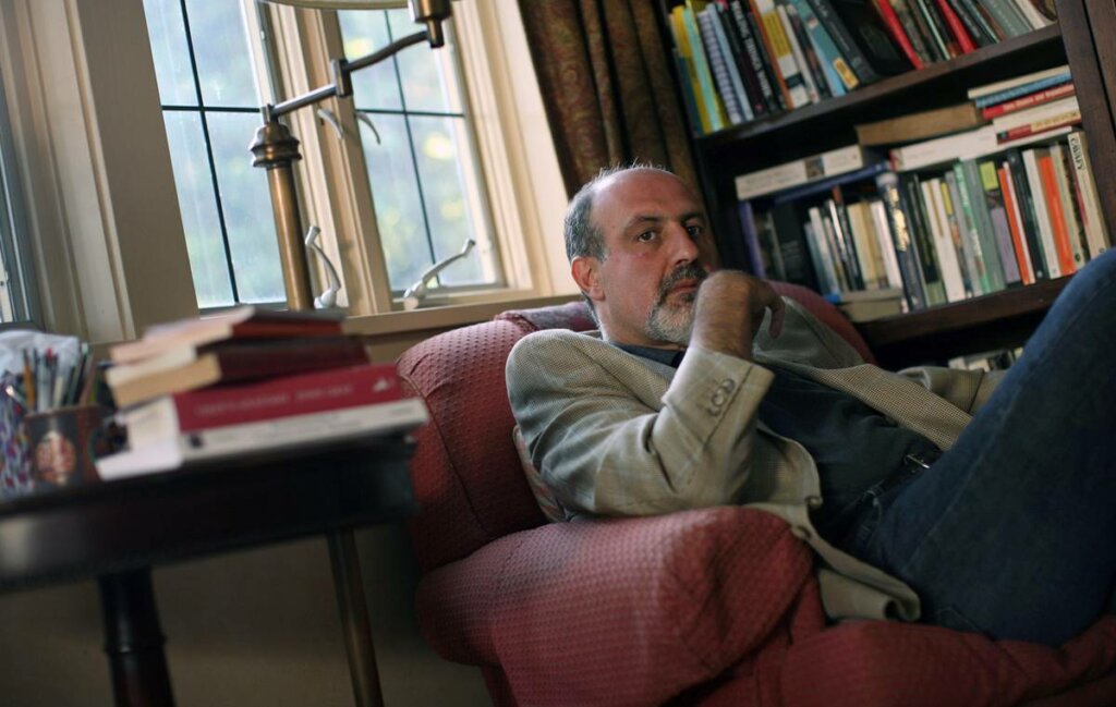 Nassim Taleb autor de teoría del cisne negro