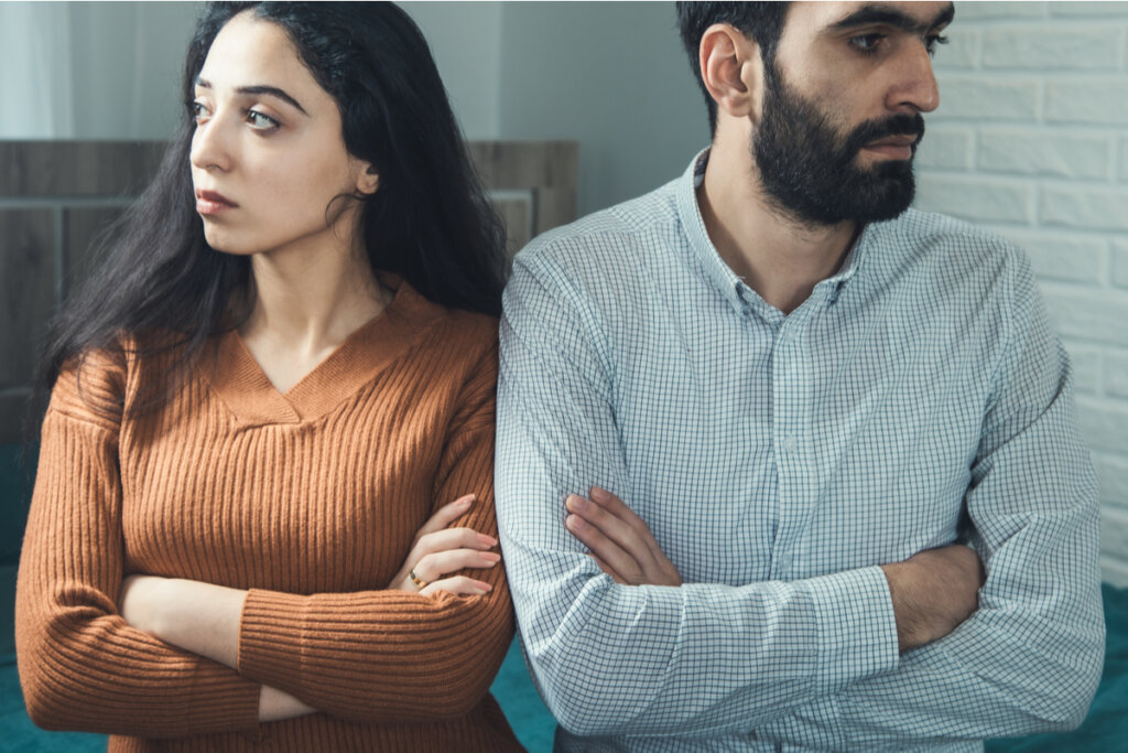 partenaire en colère représentant que votre partenaire ne voudra pas toujours la même chose que vous