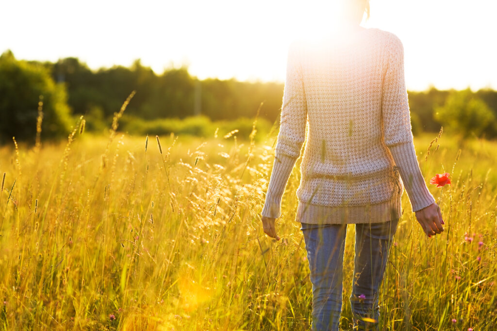 Mujer en el campo