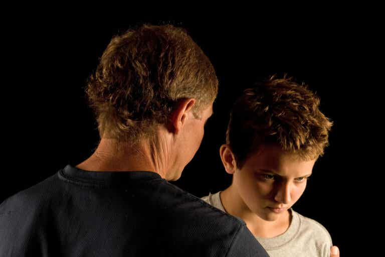 7 rasgos de un padre narcisista
