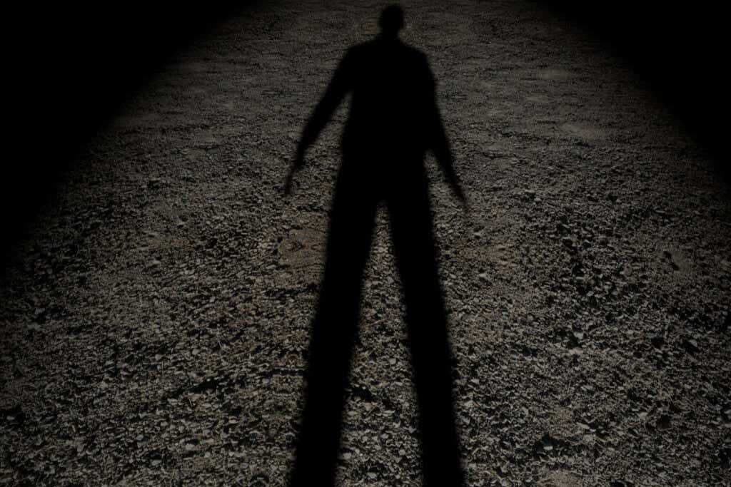 der symbolische Schatten von John Wayne Gacy, dem Killer-Clown