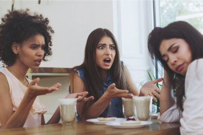 4 formas en que la falta de asertividad afecta a las amistades