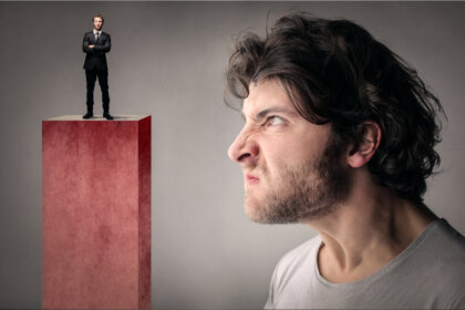 13 claves INFALIBLES para identificar a las personas envidiosas