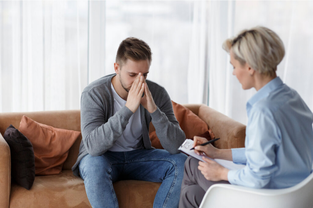 Homme faisant une thérapie