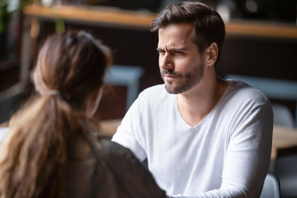 7 façons de réagir lorsque quelqu'un vous humilie