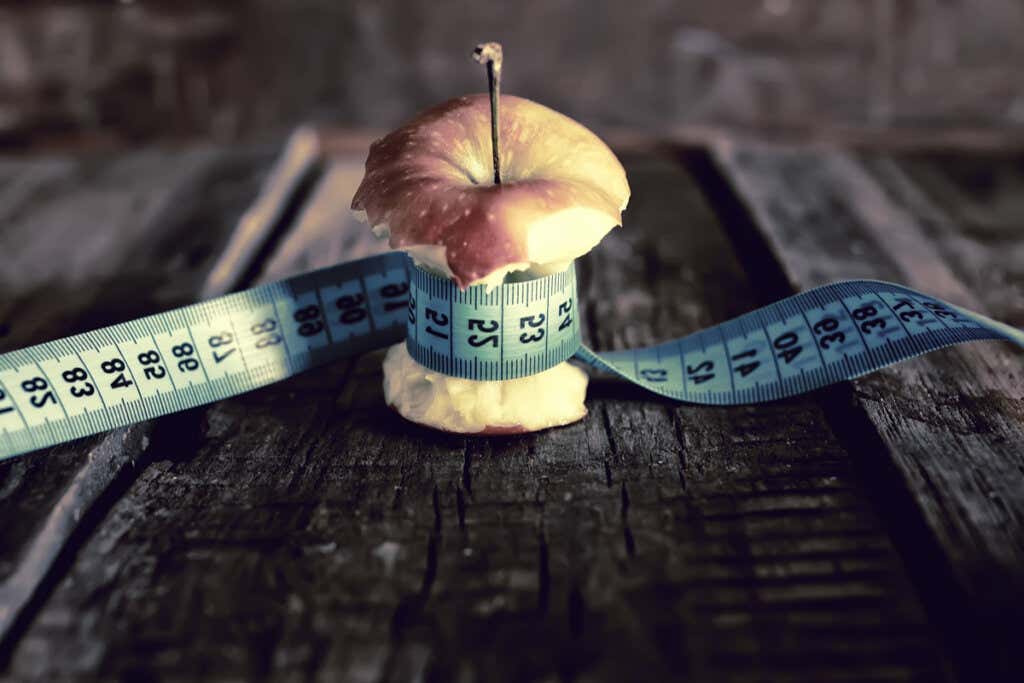 maçã com um metro
