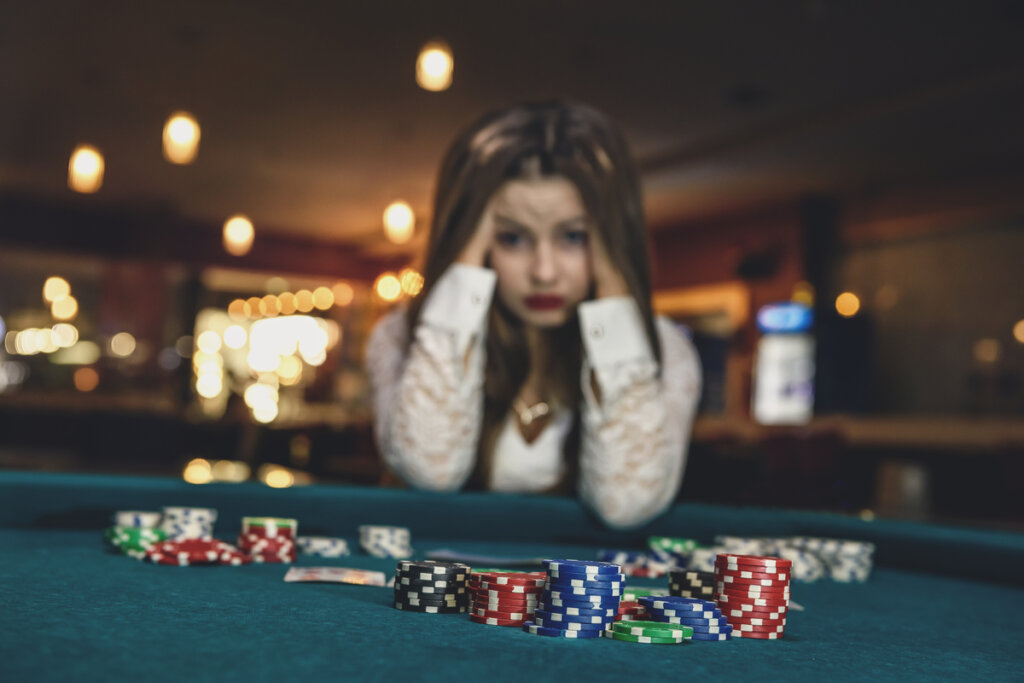 Mujer con problemas de juego patológico