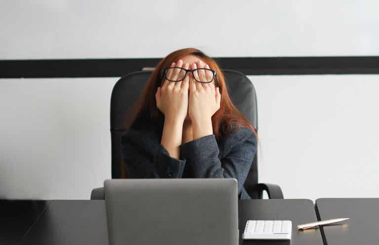 Gestionar el agotamiento laboral sin tener que renunciar al trabajo, ¿cómo hacerlo?