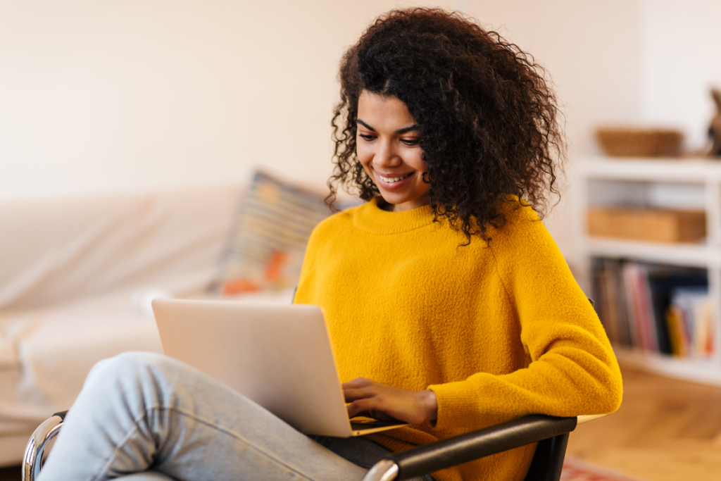 Woman sitting at a computer