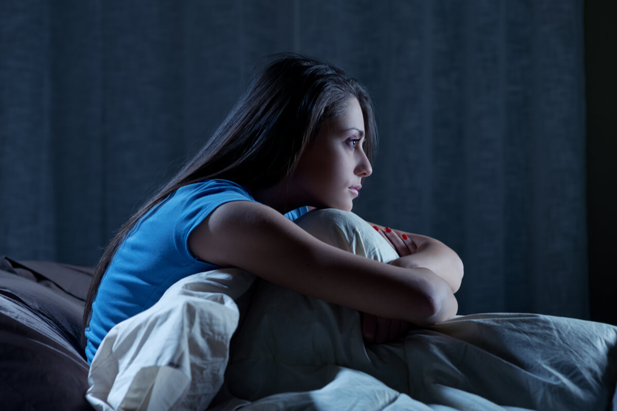 ¿Por qué tengo sueño, pero no puedo dormir?