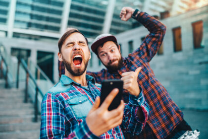 Efecto de desinhibición online: ¿somos más valientes en internet?