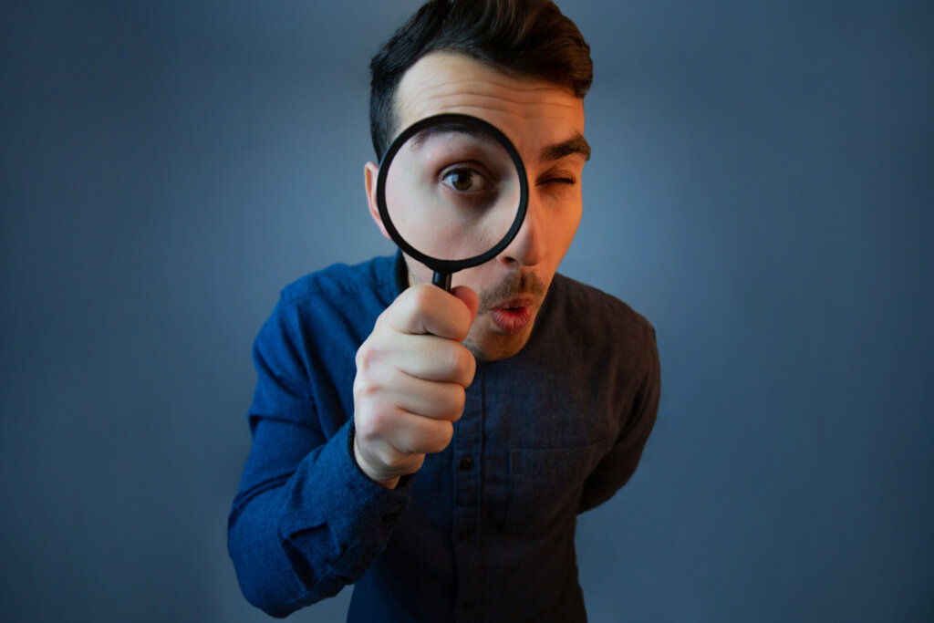 Man with magnifying glass