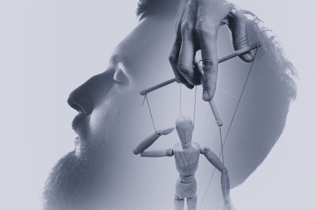 Homme avec un esprit manipulé