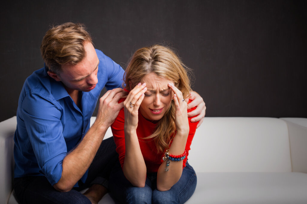 Social Rank Theory: Frau hat große Angst