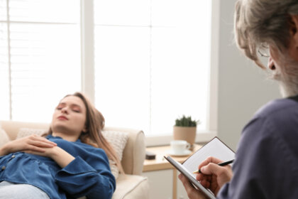 ¿En qué consiste la terapia experiencial?