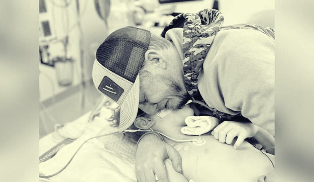 Drayke Hardman avec sa famille