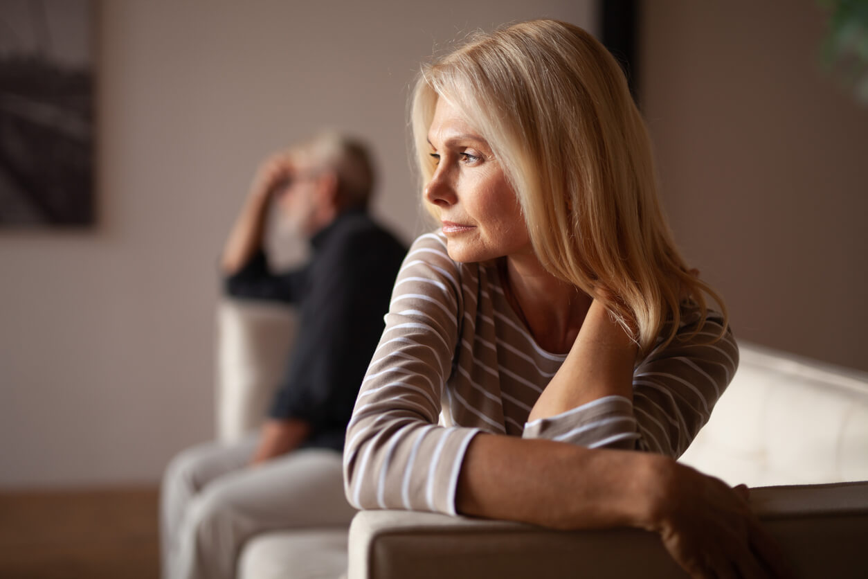 Marido y mujer enfadados