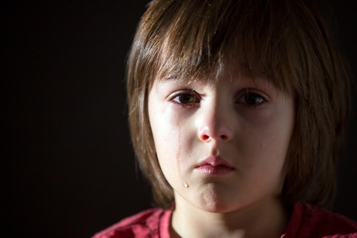 ¿Qué les ocurre a los niños maltratados?