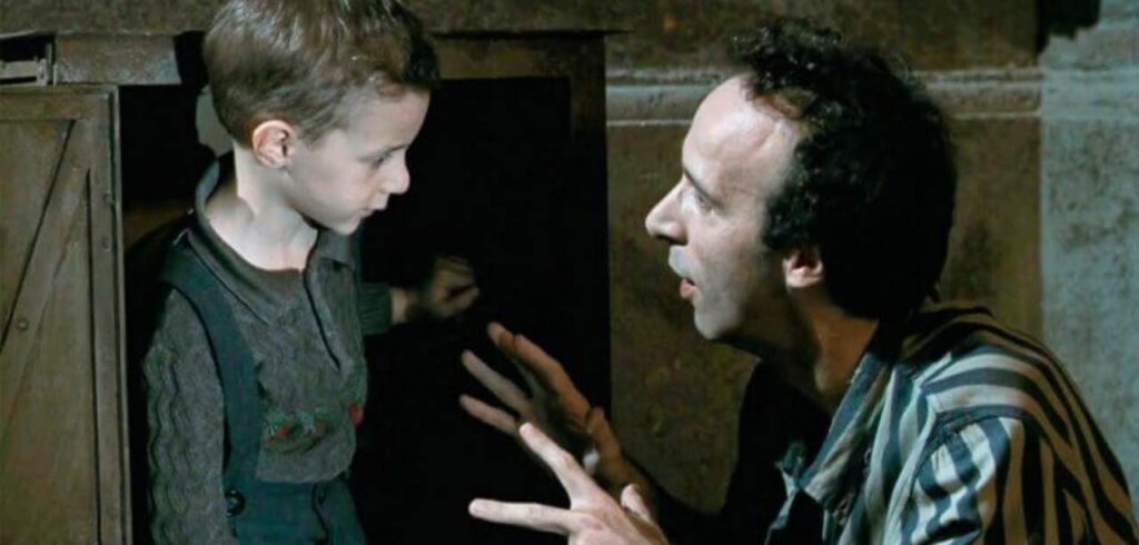 Padre hablando con su hijo