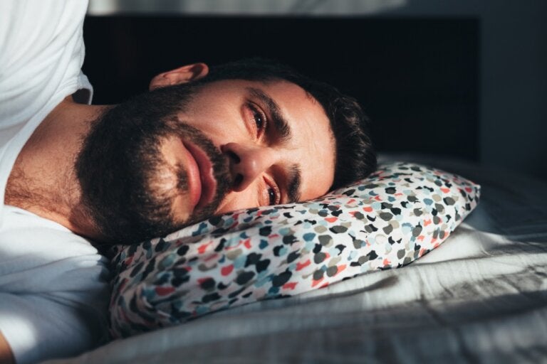 ¿Por qué lloro mientras duermo? 6 posibles causas