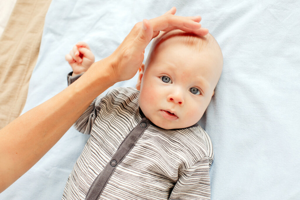 Babys brauchen Zärtlichkeiten