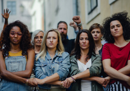 ¿Qué es «woke»: origen, manifestación y críticas?