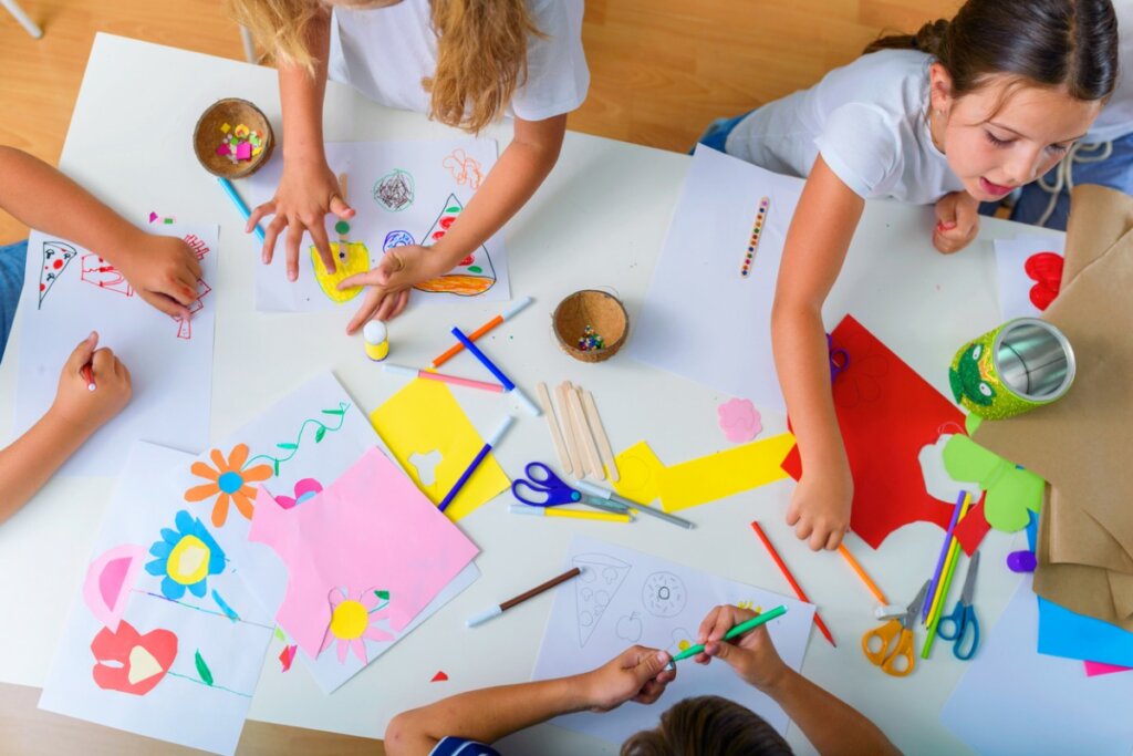 Programa de enriquecimiento instrumental educativo para niños