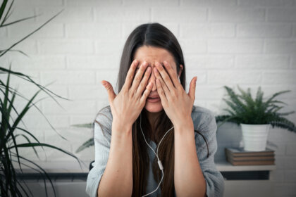 Dismorfia de Zoom: cómo nos afecta vernos a través de una pantalla