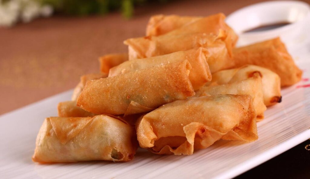 Rollitos, alimentos crujientes