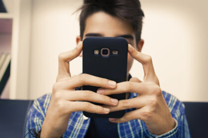 ¿Cómo tratar las adicciones a las nuevas tecnologías en adolescentes?