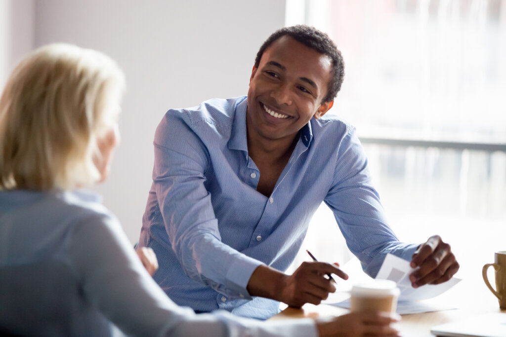 Man listening to woman kindly on how to develop good critical thinking