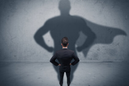 Posturas de poder: aumenta tu confianza en dos minutos