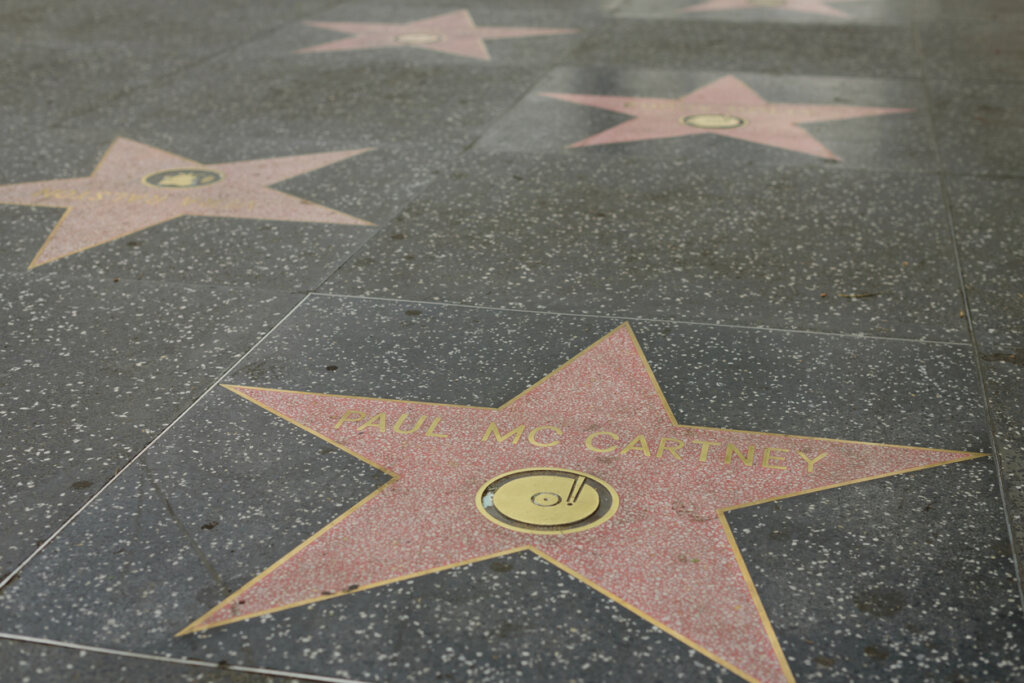 La estrella de Paul McCartney en el paseo de la fama de Hollywood