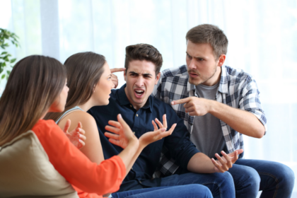 Política, fútbol y religión: por qué provocan debates acalorados