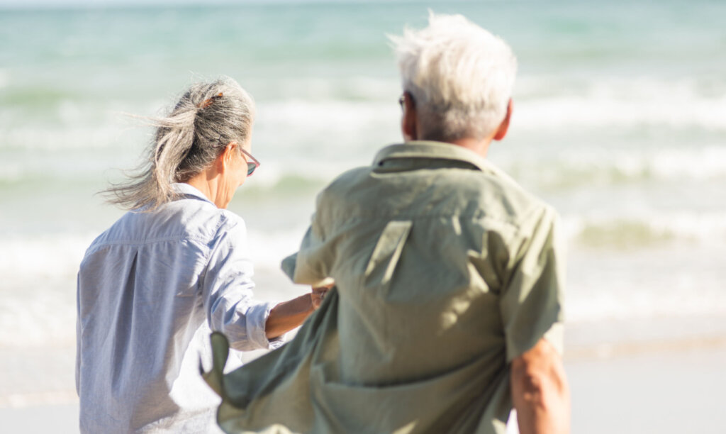 couple de personnes âgées