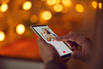 Cómo sacarle partido a las apps de citas como Tinder