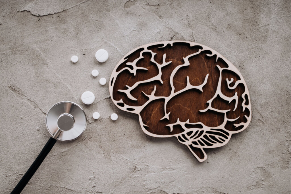 loupe avec cerveau