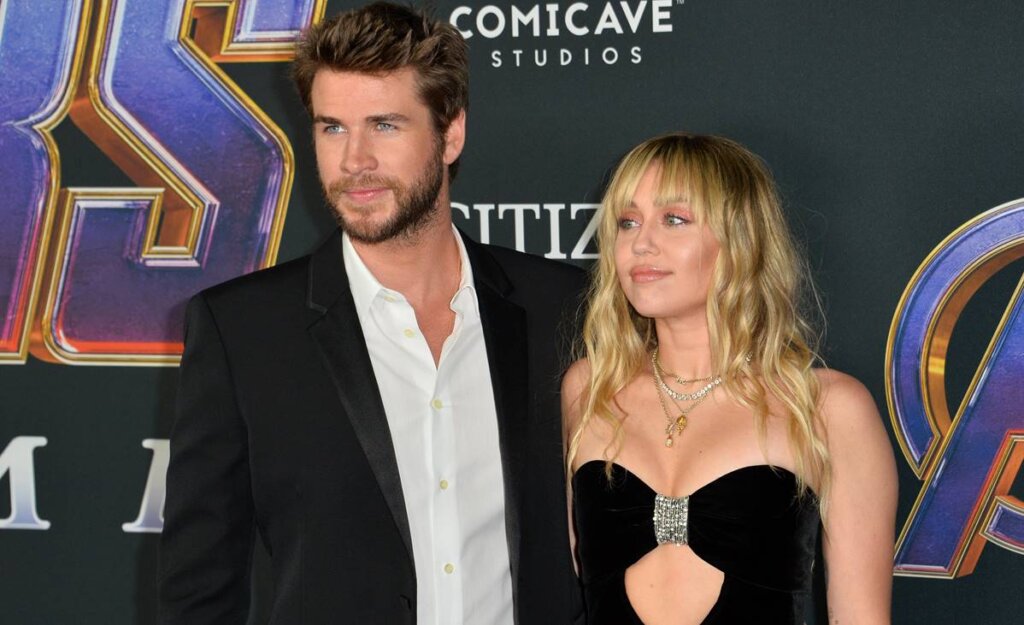 Miley Cyrus representando el efecto de las canciones sobre rupturas