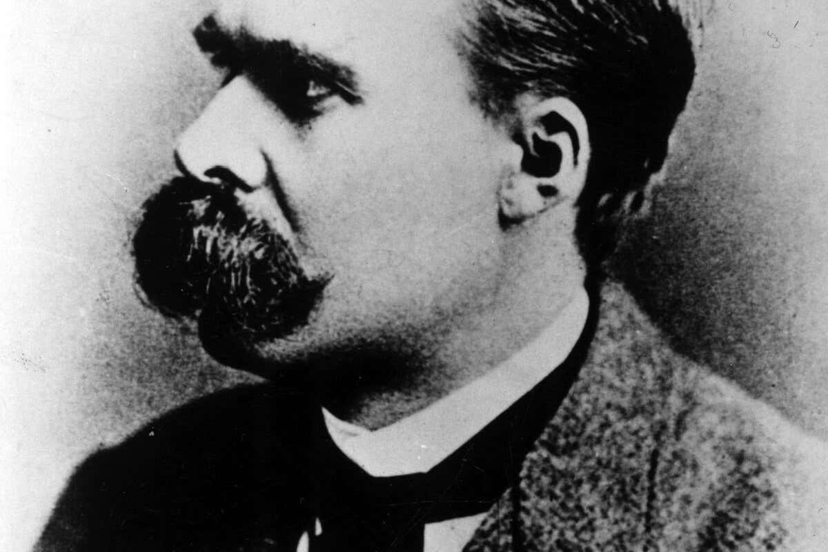 Las 43 mejores frases de Nietzsche
