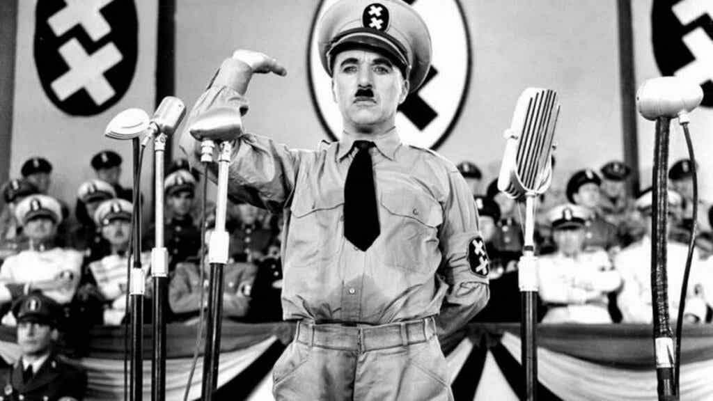 Charlie Chaplin als Hitler