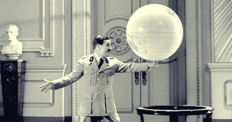 Debemos recordar el discurso de Chaplin en «El gran dictador»