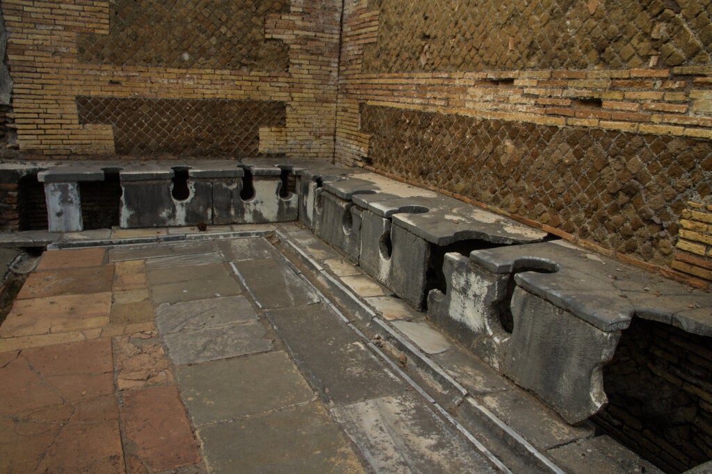 latrines romaines