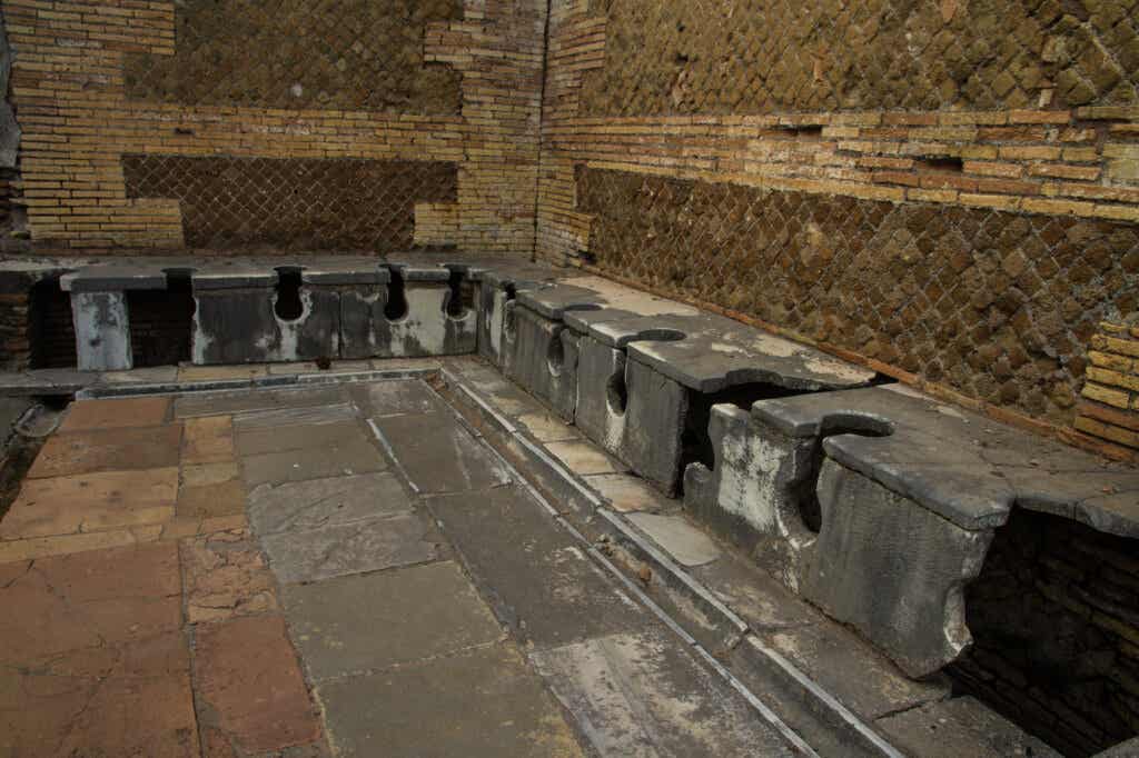 latrines romaines