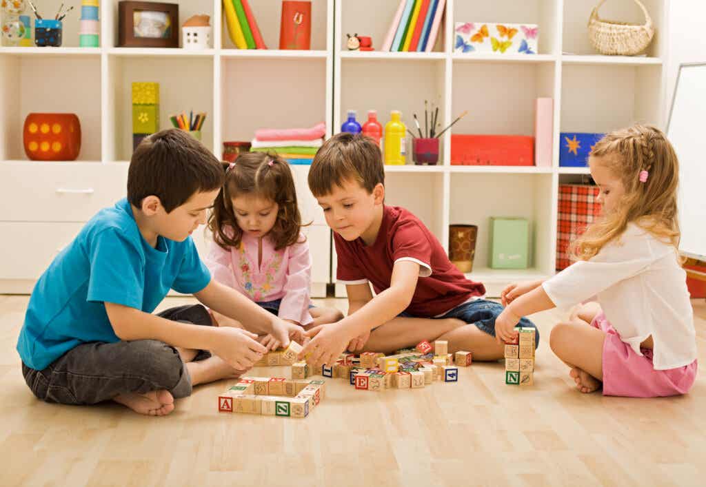 El juego es parte de la psicoterapia infantil