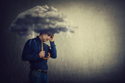 5 distorsiones cognitivas que conducen a pensamientos negativos