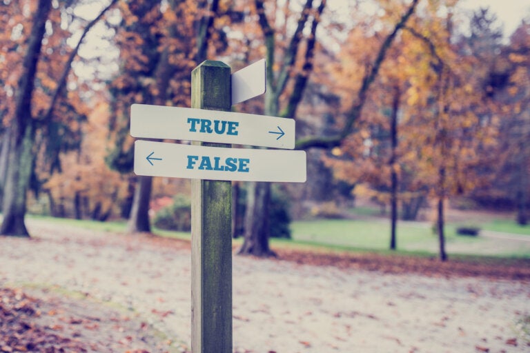 Paradoja del mentiroso: una de las más famosa de la lógica