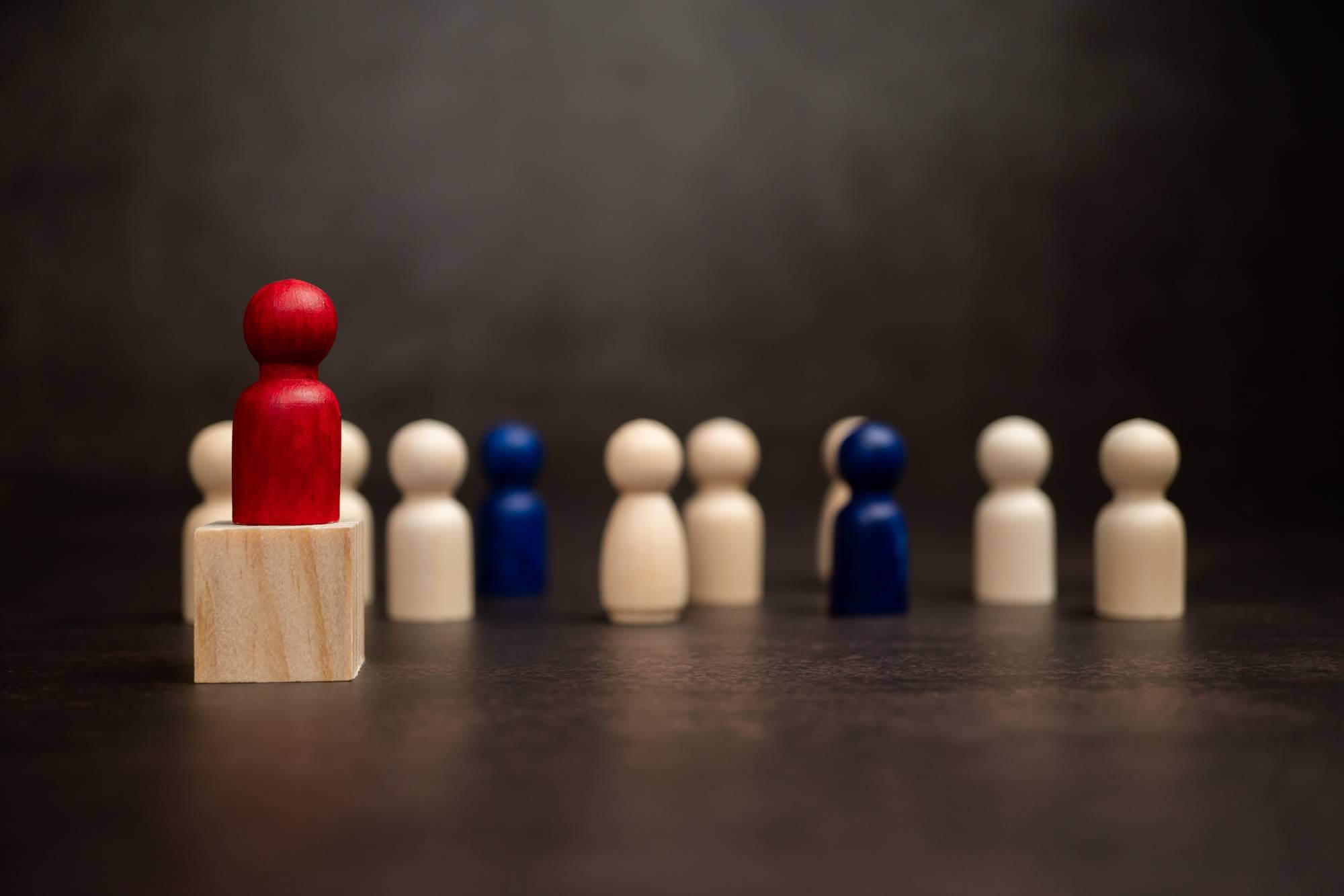 ¿Qué efecto tiene el sentimiento nacionalista en la sociedad?