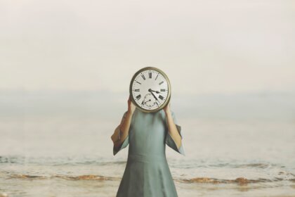 El tiempo desde la filosofía: reflexión de su existencia