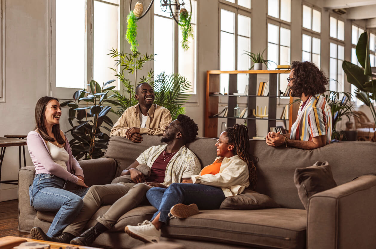 Descubre las 11 formas de mejorar tus habilidades sociales